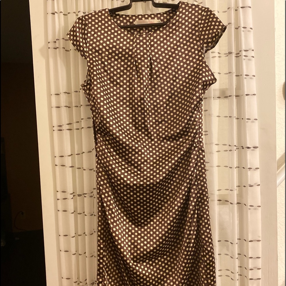 Vintage fitted knee length dress